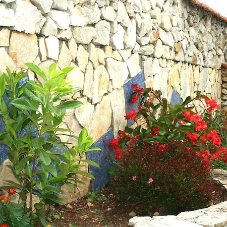 Holiday home Holiday Rustica-jessica Raslina